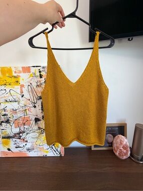 H&M Mustard Yellow Knit V-Neck Cami